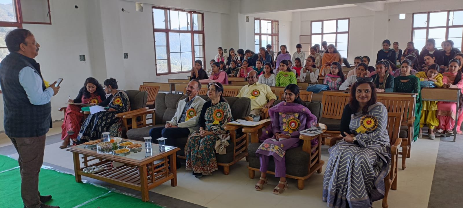 राजकीय स्नातक महाविद्यालय मझीण में रसरंग की धूम