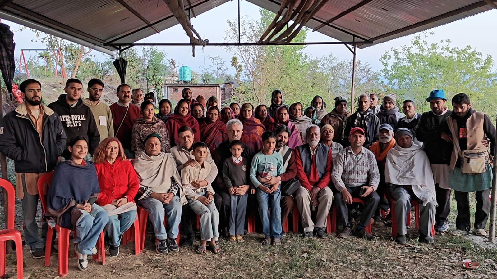 पूर्व विधायक राकेश सिंघा की अध्यक्षता में जन आक्रोश रैली पहुंची मझीण